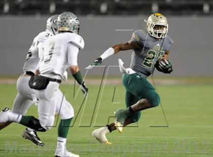 Thumbnail 3 in Granite Bay vs. Long Beach Poly (CIF State D1 Final) photogallery.