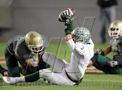 Thumbnail 3 in Granite Bay vs. Long Beach Poly (CIF State D1 Final) photogallery.