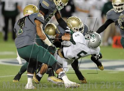 Thumbnail 1 in Granite Bay vs. Long Beach Poly (CIF State D1 Final) photogallery.