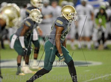 Thumbnail 2 in Granite Bay vs. Long Beach Poly (CIF State D1 Final) photogallery.
