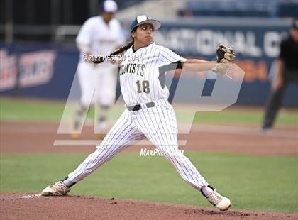 Thumbnail 2 in Estancia vs. Anaheim (CIF-SS D6 Final) photogallery.