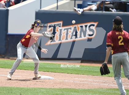 Thumbnail 3 in Estancia vs. Anaheim (CIF-SS D6 Final) photogallery.