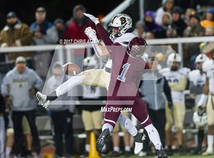 Thumbnail 3 in Dobyns-Bennett vs. Bradley Central (TSSAA Division I Class 6A Second Round) photogallery.