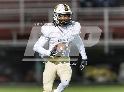Thumbnail 3 in Dobyns-Bennett vs. Bradley Central (TSSAA Division I Class 6A Second Round) photogallery.