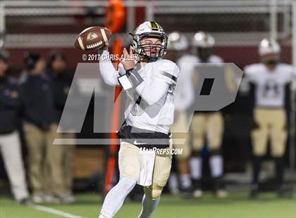 Thumbnail 2 in Dobyns-Bennett vs. Bradley Central (TSSAA Division I Class 6A Second Round) photogallery.