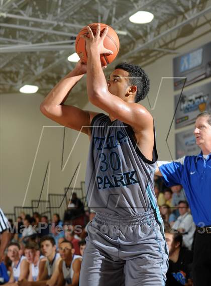 Thumbnail 2 in Pleasant Grove vs. Villa Park (MaxPreps Holiday Classic) photogallery.