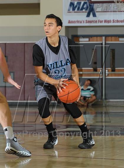 Thumbnail 2 in Pleasant Grove vs. Villa Park (MaxPreps Holiday Classic) photogallery.