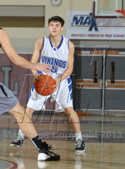 Thumbnail 3 in Pleasant Grove vs. Villa Park (MaxPreps Holiday Classic) photogallery.