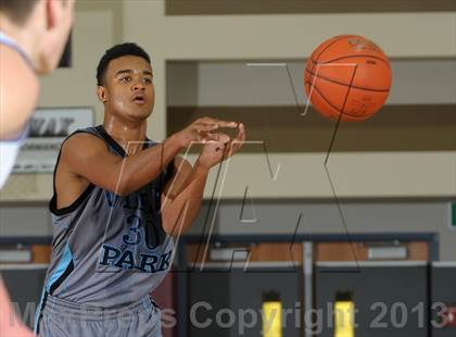 Thumbnail 3 in Pleasant Grove vs. Villa Park (MaxPreps Holiday Classic) photogallery.