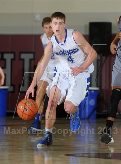 Thumbnail 3 in Pleasant Grove vs. Villa Park (MaxPreps Holiday Classic) photogallery.