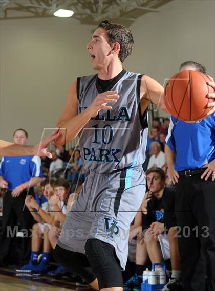 Thumbnail 1 in Pleasant Grove vs. Villa Park (MaxPreps Holiday Classic) photogallery.