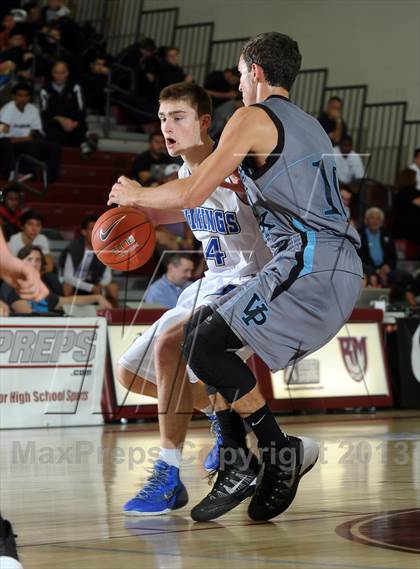 Thumbnail 3 in Pleasant Grove vs. Villa Park (MaxPreps Holiday Classic) photogallery.