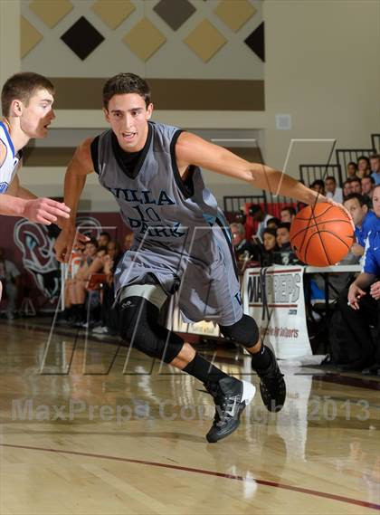 Thumbnail 1 in Pleasant Grove vs. Villa Park (MaxPreps Holiday Classic) photogallery.