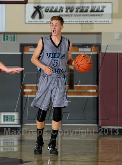 Thumbnail 3 in Pleasant Grove vs. Villa Park (MaxPreps Holiday Classic) photogallery.