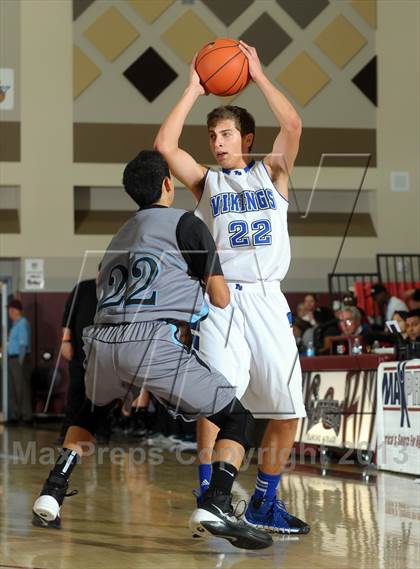 Thumbnail 2 in Pleasant Grove vs. Villa Park (MaxPreps Holiday Classic) photogallery.