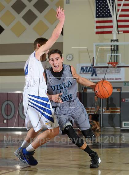 Thumbnail 2 in Pleasant Grove vs. Villa Park (MaxPreps Holiday Classic) photogallery.