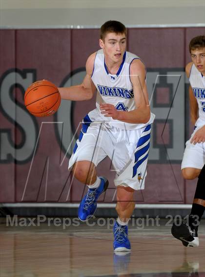 Thumbnail 2 in Pleasant Grove vs. Villa Park (MaxPreps Holiday Classic) photogallery.