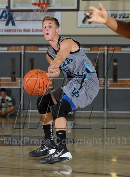 Thumbnail 1 in Pleasant Grove vs. Villa Park (MaxPreps Holiday Classic) photogallery.