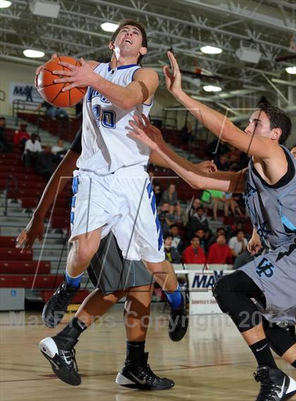 Thumbnail 3 in Pleasant Grove vs. Villa Park (MaxPreps Holiday Classic) photogallery.