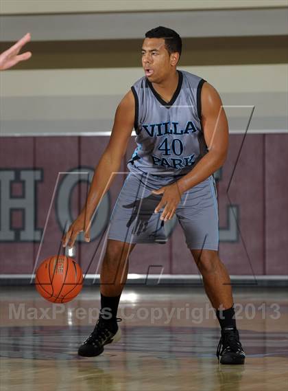 Thumbnail 3 in Pleasant Grove vs. Villa Park (MaxPreps Holiday Classic) photogallery.