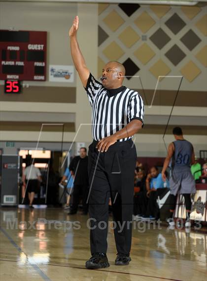 Thumbnail 1 in Pleasant Grove vs. Villa Park (MaxPreps Holiday Classic) photogallery.