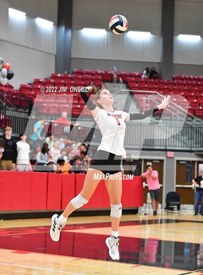 Thumbnail 3 in Marcus @ Coppell photogallery.