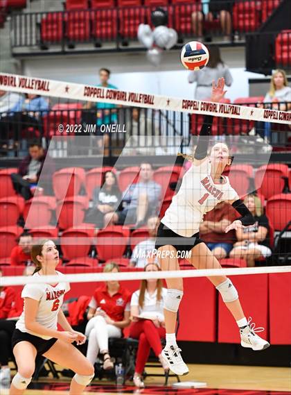 Thumbnail 2 in Marcus @ Coppell photogallery.