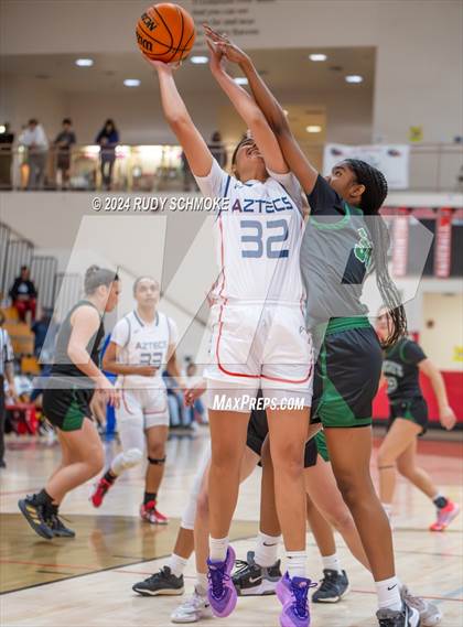 Thumbnail 2 in Montgomery vs. Sage Creek (CIF SDS Division 3 Championship) photogallery.