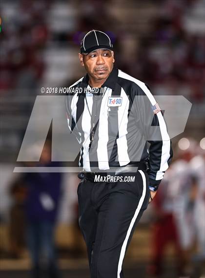 Thumbnail 1 in Glen Rose vs. Aubrey (UIL 4A Division 2 Bi-District Playoff) photogallery.