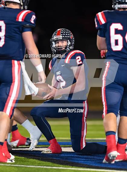 Thumbnail 3 in Glen Rose vs. Aubrey (UIL 4A Division 2 Bi-District Playoff) photogallery.