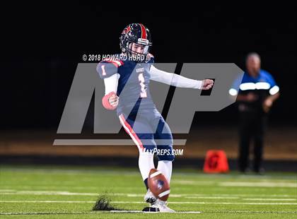 Thumbnail 3 in Glen Rose vs. Aubrey (UIL 4A Division 2 Bi-District Playoff) photogallery.