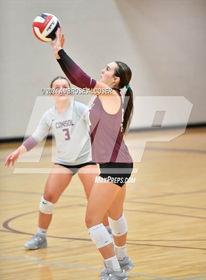 Thumbnail 2 in Memorial vs. A&M Consolidated (KISD/CFISD Tournament) photogallery.