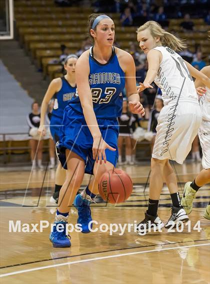 Thumbnail 3 in Fossil Ridge vs. Grandview (CHSAA 5A Semifinal) photogallery.