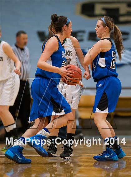 Thumbnail 2 in Fossil Ridge vs. Grandview (CHSAA 5A Semifinal) photogallery.