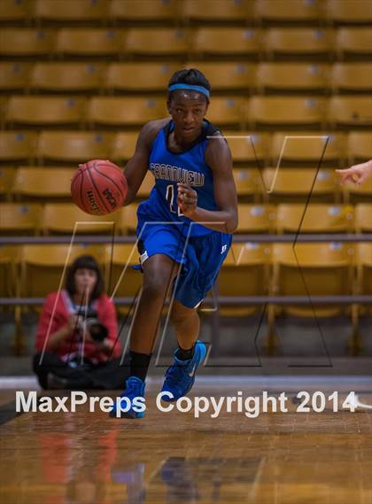 Thumbnail 3 in Fossil Ridge vs. Grandview (CHSAA 5A Semifinal) photogallery.