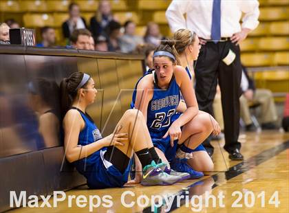 Thumbnail 1 in Fossil Ridge vs. Grandview (CHSAA 5A Semifinal) photogallery.