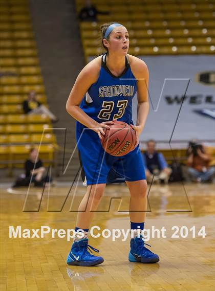 Thumbnail 2 in Fossil Ridge vs. Grandview (CHSAA 5A Semifinal) photogallery.