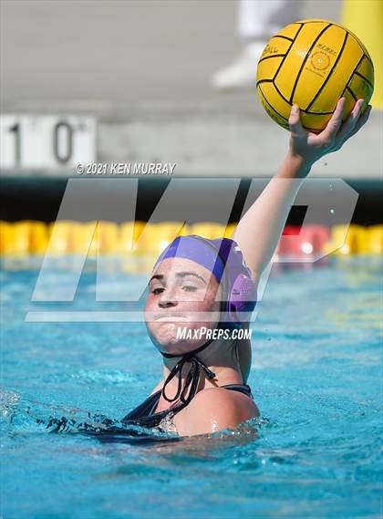 Thumbnail 1 in College Park vs. Woodcreek photogallery.