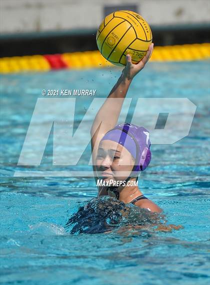 Thumbnail 2 in College Park vs. Woodcreek photogallery.
