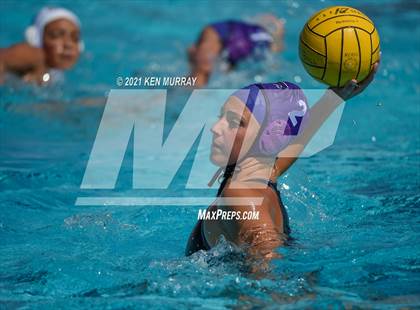 Thumbnail 3 in College Park vs. Woodcreek photogallery.