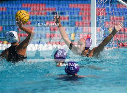 Thumbnail 3 in College Park vs. Woodcreek photogallery.