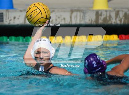 Thumbnail 2 in College Park vs. Woodcreek photogallery.