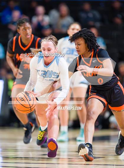 Thumbnail 3 in North Pitt vs East Burke (NCHSAA 2A Final) photogallery.