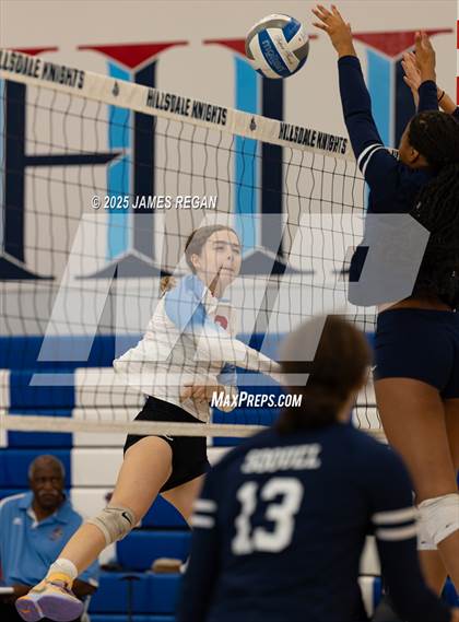 Thumbnail 2 in Soquel @ Hillsdale photogallery.