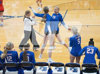 Thumbnail 1 in Madison Central @ Lewisburg photogallery.