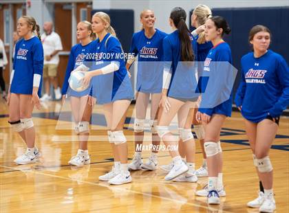 Thumbnail 3 in Madison Central @ Lewisburg photogallery.