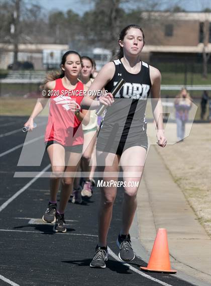 Thumbnail 2 in Trojan Relays Preseason Invitational photogallery.