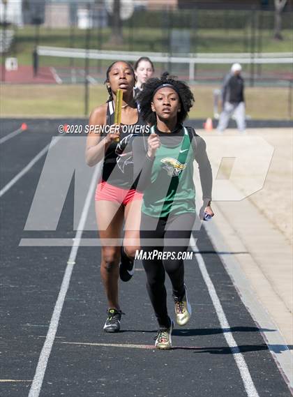 Thumbnail 1 in Trojan Relays Preseason Invitational photogallery.