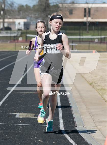 Thumbnail 1 in Trojan Relays Preseason Invitational photogallery.