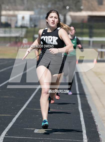 Thumbnail 1 in Trojan Relays Preseason Invitational photogallery.